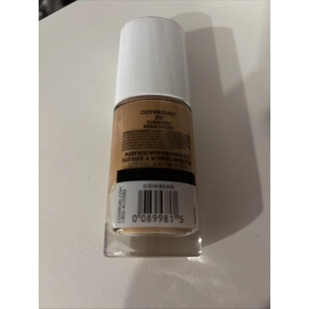 Covergirl True Blend Liquid Make Up‎ D2